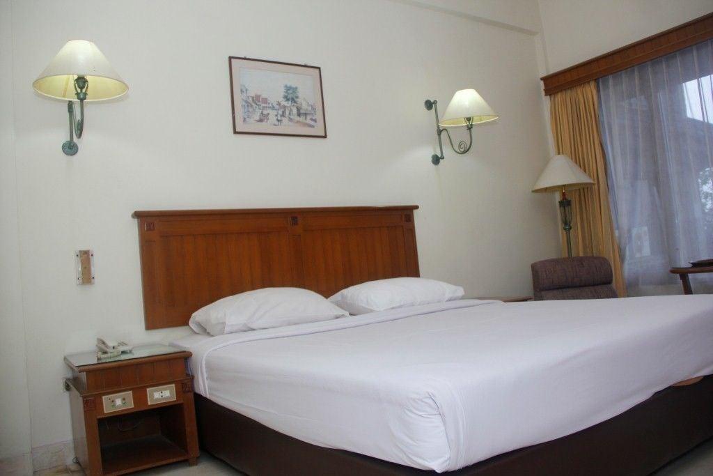 Hotel Parama Puncak Exterior foto