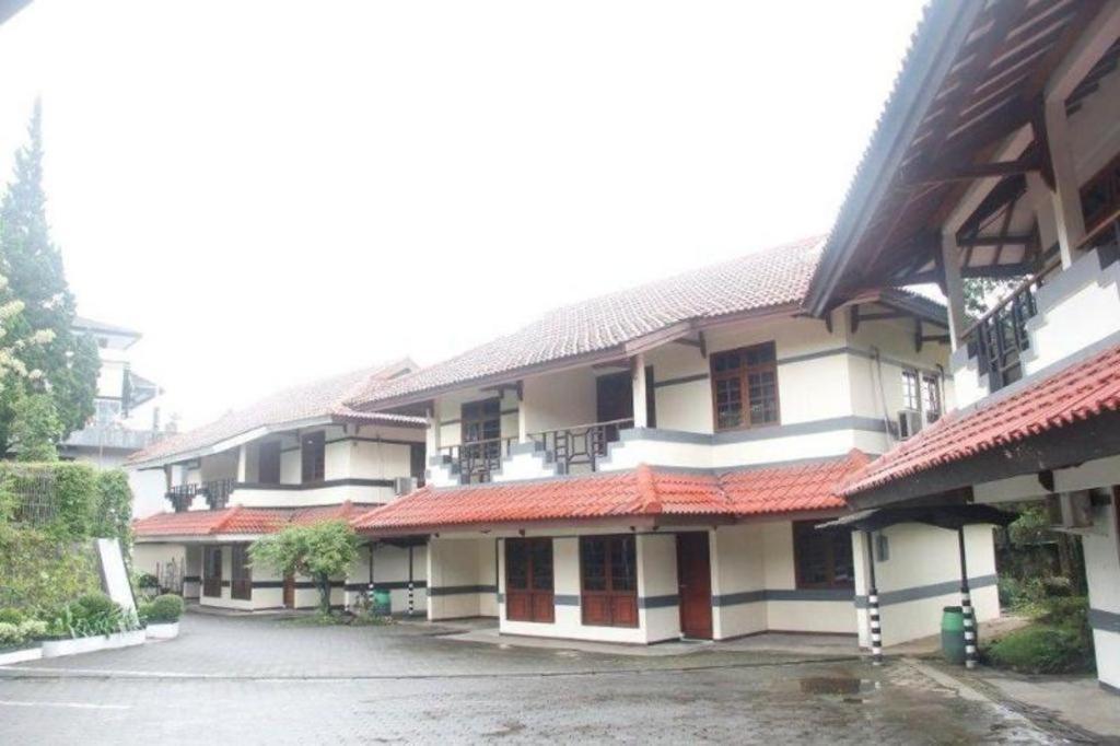 Hotel Parama Puncak Exterior foto